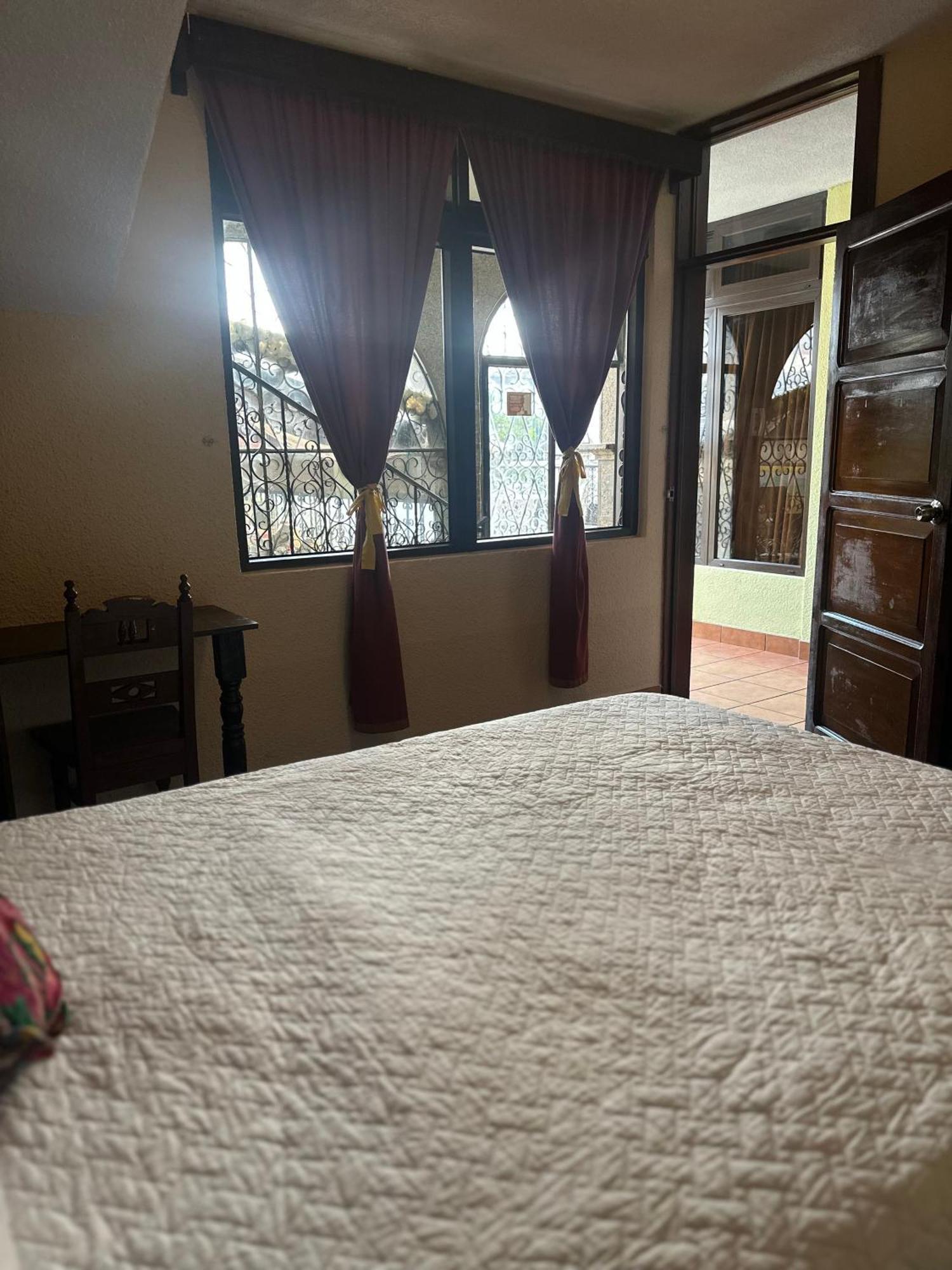 Don Valentino Hotel Antigua Phòng bức ảnh